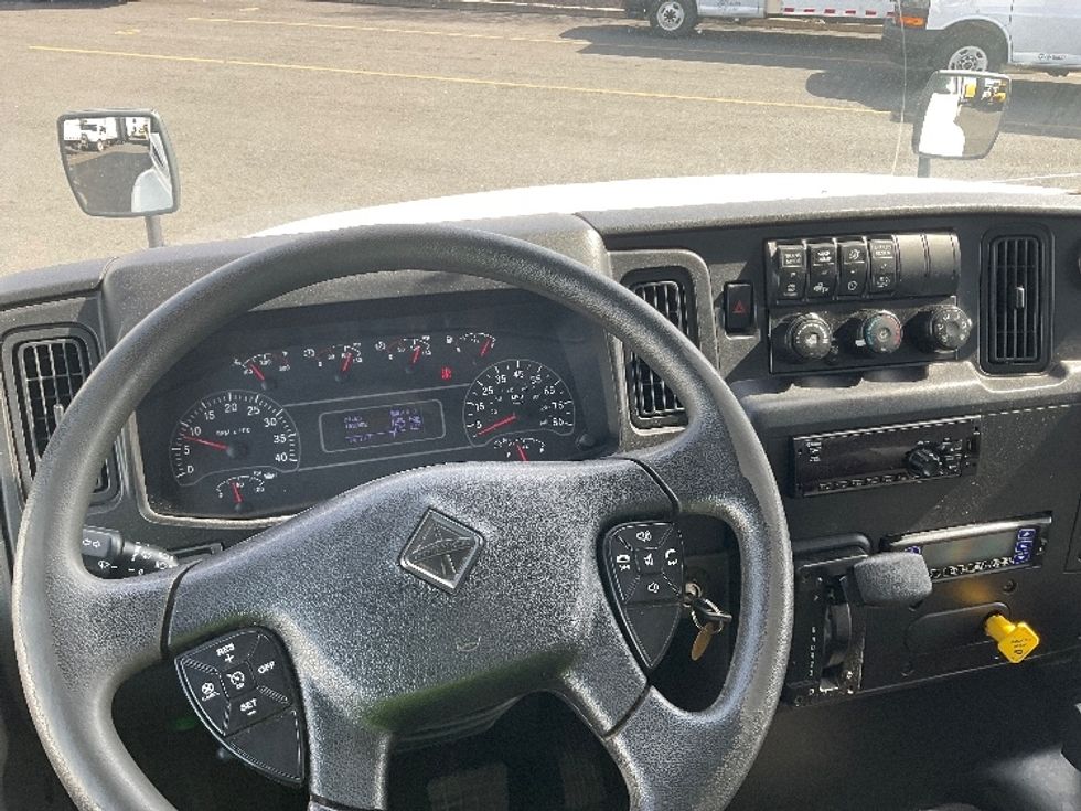 Refrigerated Truck-Light and Medium Duty Trucks-International-2020-MV607-Braintree-MA-180,532\n\t\tmiles-$ 47,250 - Image 18
