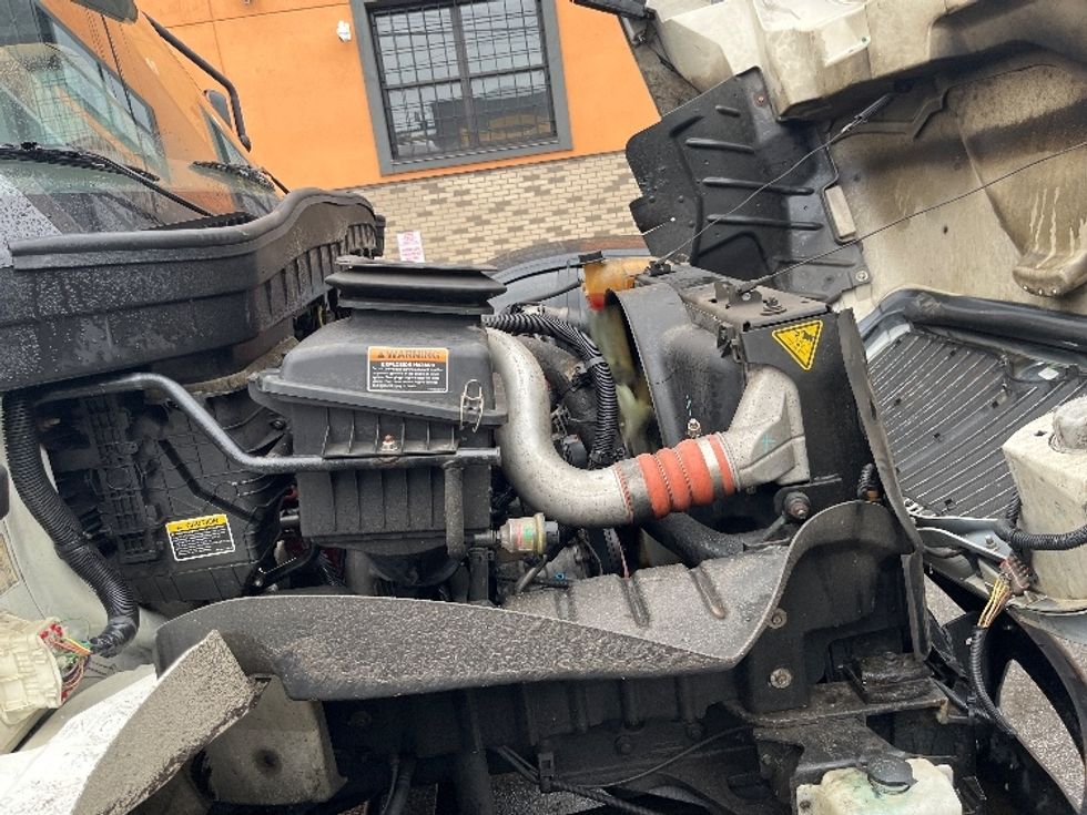 Refrigerated Truck-Light and Medium Duty Trucks-International-2020-MV607-Bronx-NY-135,491\n\t\tmiles-$ 60,000 - Image 21
