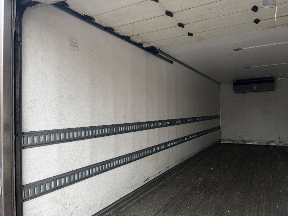 Refrigerated Truck-Light and Medium Duty Trucks-International-2020-MV607-Bronx-NY-135,491\n\t\tmiles-$ 60,000 - Image 9
