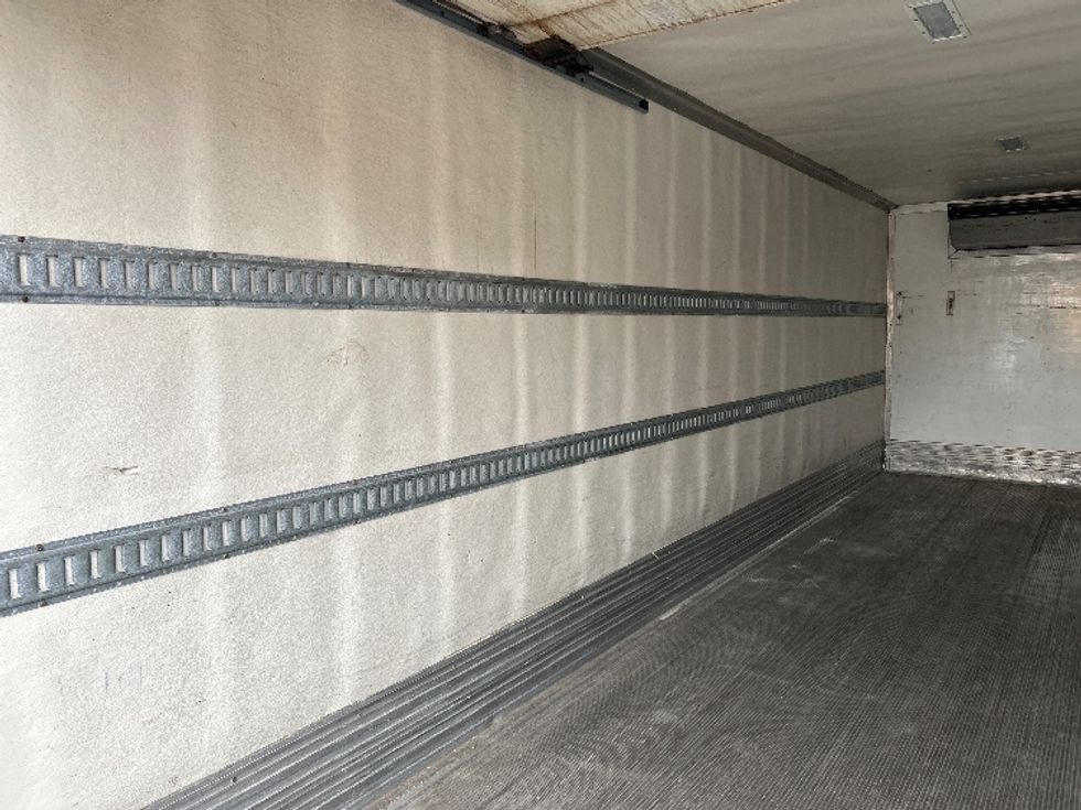 Refrigerated Truck-Light and Medium Duty Trucks-International-2020-MV607-Bronx-NY-184,998\n\t\tmiles-$ 49,250 - Image 11