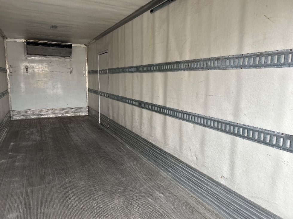 Refrigerated Truck-Light and Medium Duty Trucks-International-2020-MV607-Bronx-NY-184,998\n\t\tmiles-$ 49,250 - Image 12