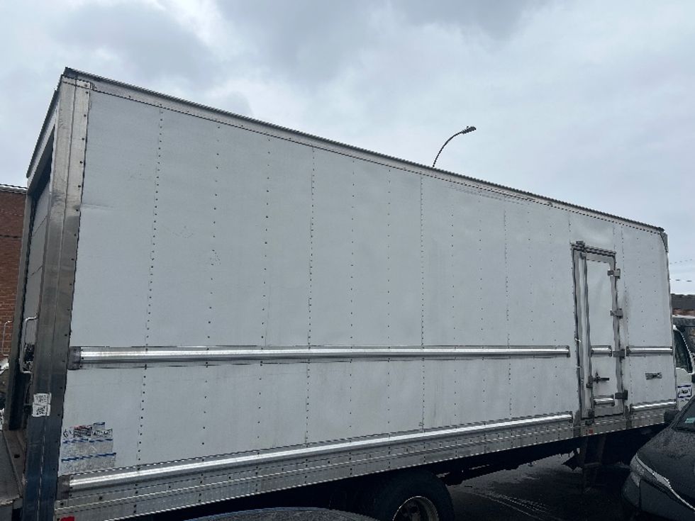 Refrigerated Truck-Light and Medium Duty Trucks-International-2020-MV607-Bronx-NY-184,998\n\t\tmiles-$ 49,250 - Image 15