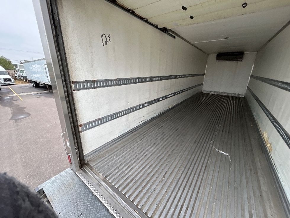 Refrigerated Truck-Light and Medium Duty Trucks-International-2020-MV607-Brooklyn Park-MN-101,672\n\t\tmiles-$ 76,000 - Image 11