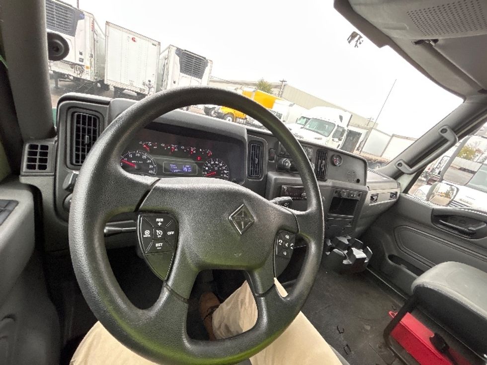 Refrigerated Truck-Light and Medium Duty Trucks-International-2020-MV607-Brooklyn Park-MN-101,672\n\t\tmiles-$ 76,000 - Image 17