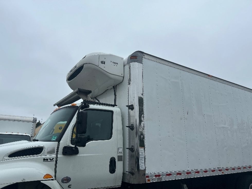 Refrigerated Truck-Light and Medium Duty Trucks-International-2020-MV607-Brooklyn Park-MN-101,672\n\t\tmiles-$ 76,000 - Image 26