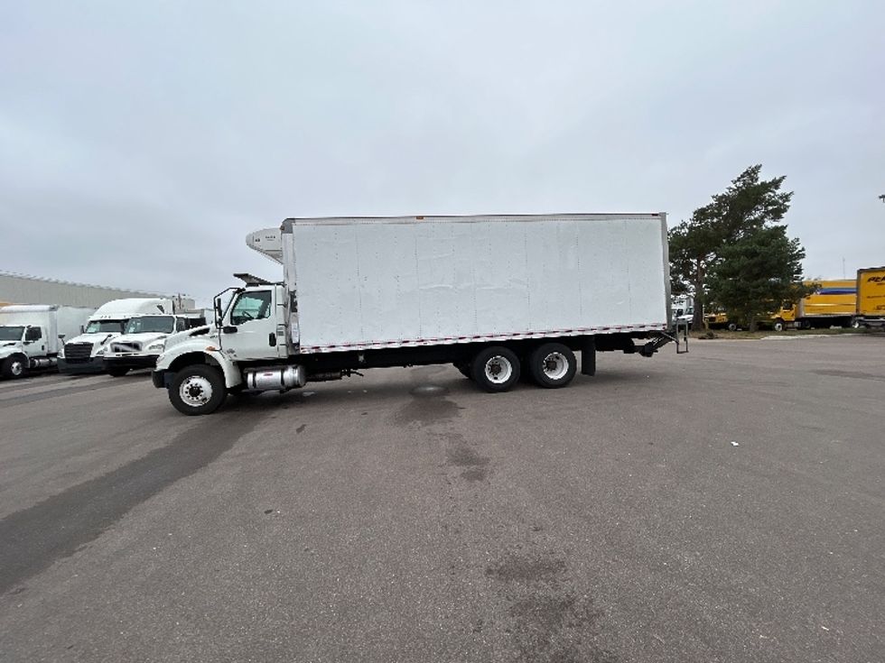 Refrigerated Truck-Light and Medium Duty Trucks-International-2020-MV607-Brooklyn Park-MN-101,672\n\t\tmiles-$ 76,000 - Image 4