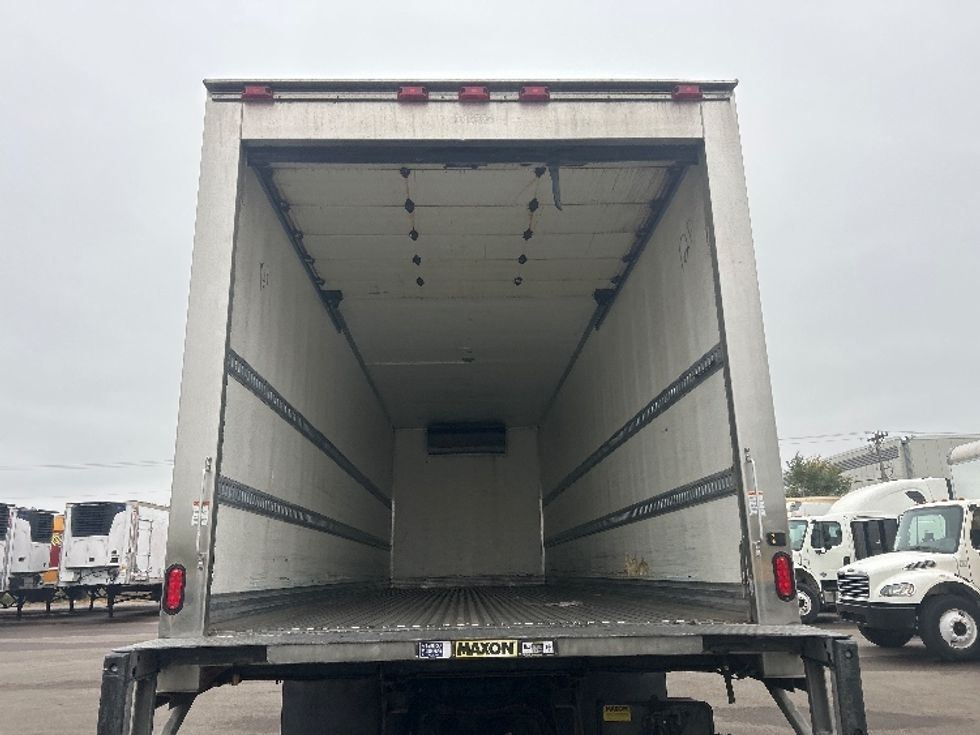 Refrigerated Truck-Light and Medium Duty Trucks-International-2020-MV607-Brooklyn Park-MN-101,672\n\t\tmiles-$ 76,000 - Image 8