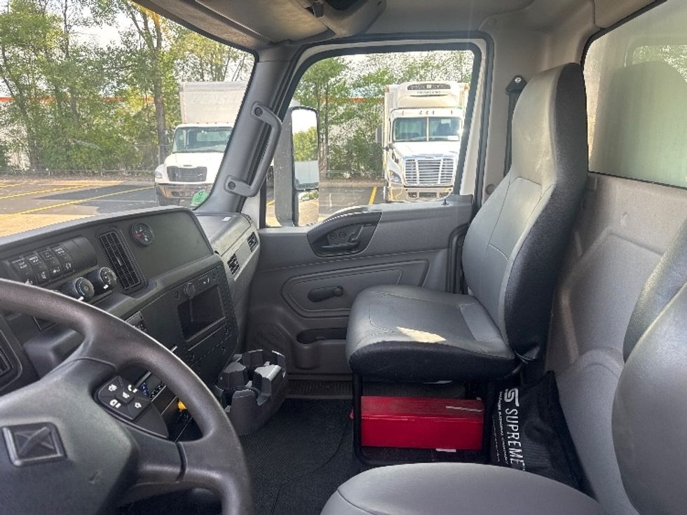 Refrigerated Truck-Light and Medium Duty Trucks-International-2020-MV607-Brooklyn Park-MN-119,169\n\t\tmiles-$ 51,500 - Image 19