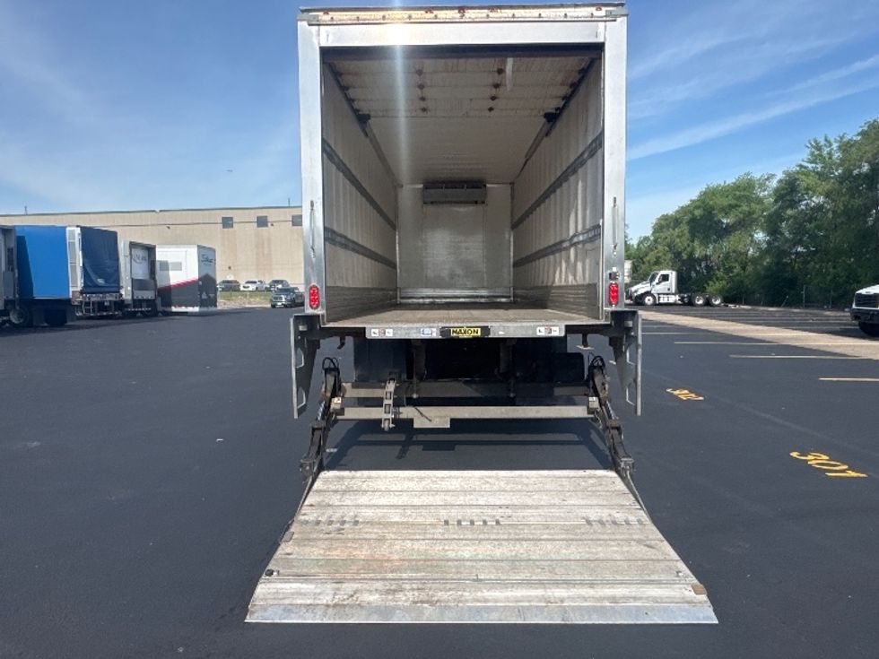 Refrigerated Truck-Light and Medium Duty Trucks-International-2020-MV607-Brooklyn Park-MN-119,169\n\t\tmiles-$ 51,500 - Image 9