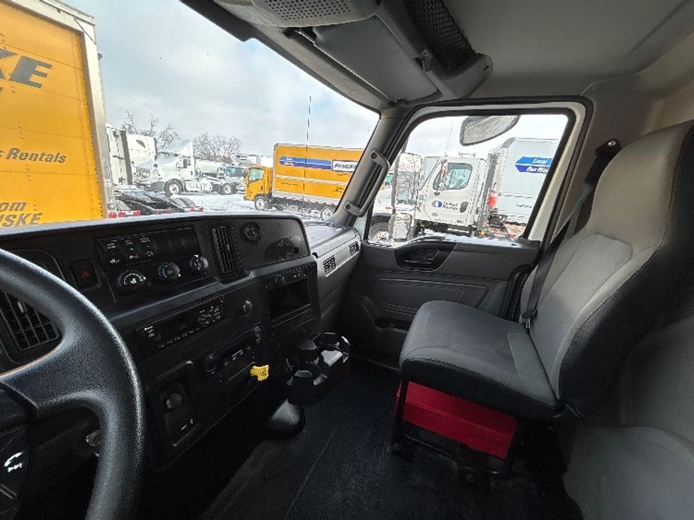 Refrigerated Truck-Light and Medium Duty Trucks-International-2020-MV607-Brooklyn Park-MN-122,532\n\t\tmiles-$ 53,750 - Image 19