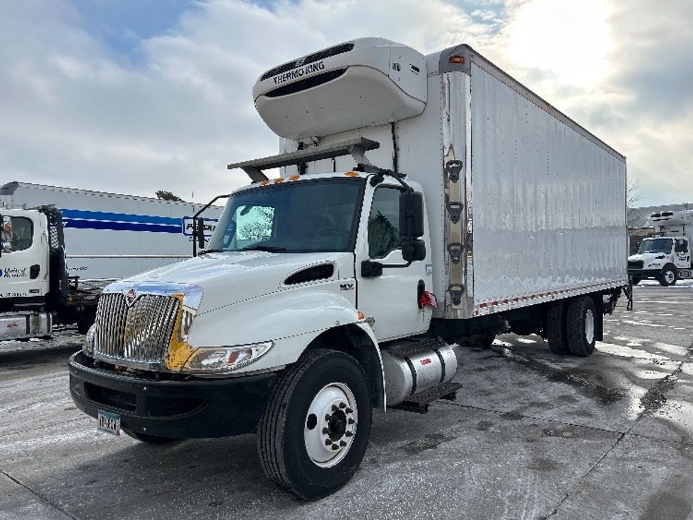 Refrigerated Truck-Light and Medium Duty Trucks-International-2020-MV607-Brooklyn Park-MN-122,532\n\t\tmiles-$ 53,750 - Image 3