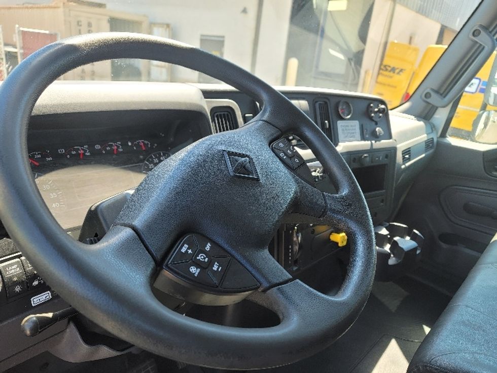 Refrigerated Truck-Light and Medium Duty Trucks-International-2020-MV607-Brooklyn Park-MN-160,508\n\t\tmiles-$ 54,500 - Image 17