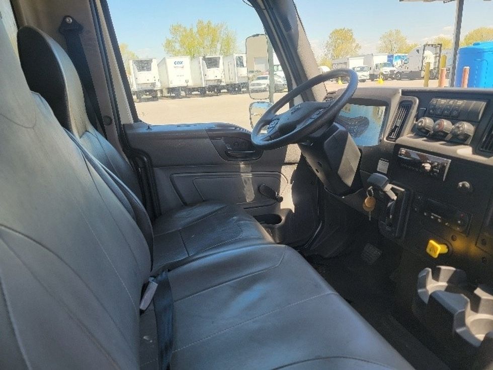 Refrigerated Truck-Light and Medium Duty Trucks-International-2020-MV607-Brooklyn Park-MN-160,508\n\t\tmiles-$ 54,500 - Image 22
