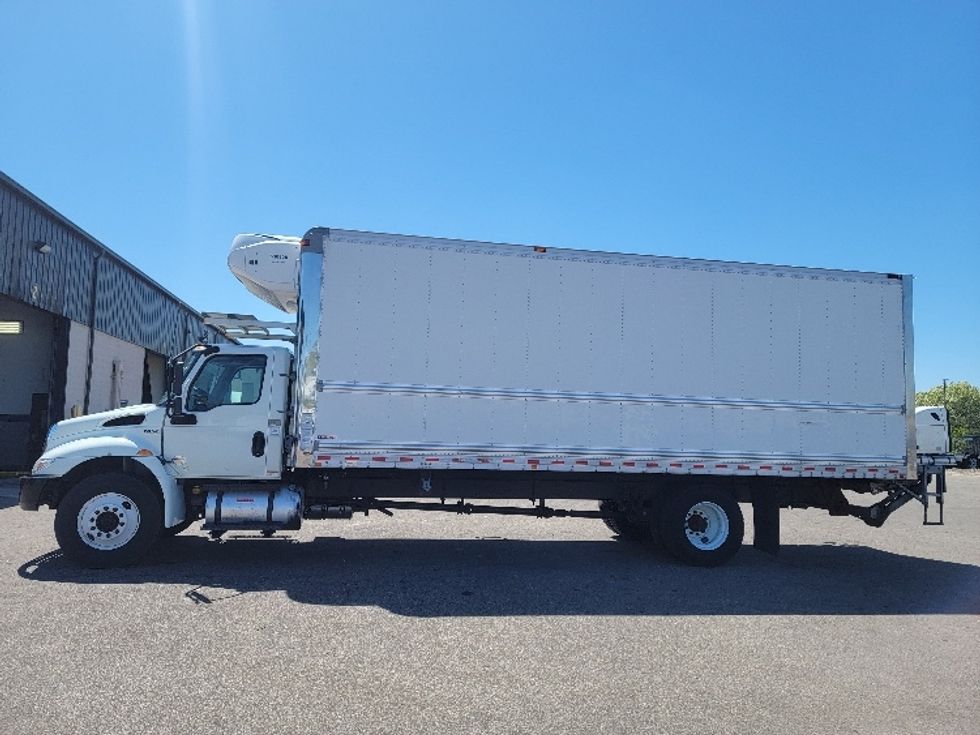 Refrigerated Truck-Light and Medium Duty Trucks-International-2020-MV607-Brooklyn Park-MN-160,508\n\t\tmiles-$ 54,500 - Image 4