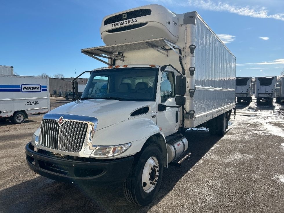 Refrigerated Truck-Light and Medium Duty Trucks-International-2020-MV607-Brooklyn Park-MN-168,618\n\t\tmiles-$ 54,000 - Image 2
