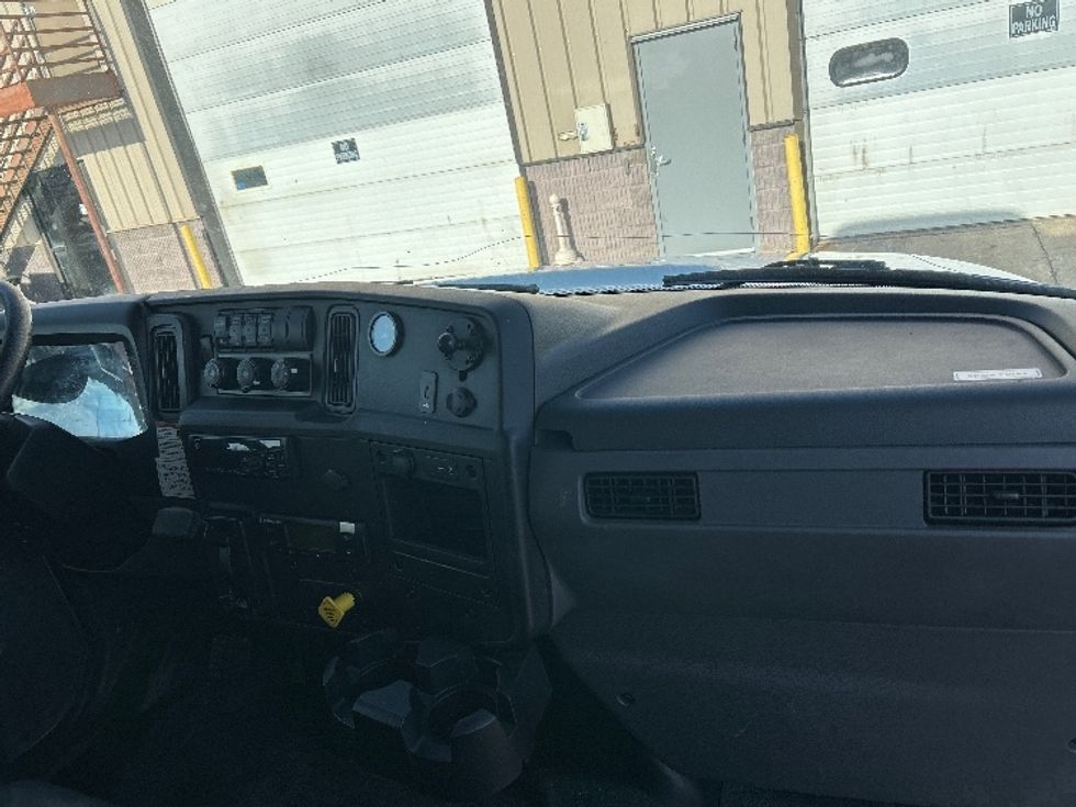 Refrigerated Truck-Light and Medium Duty Trucks-International-2020-MV607-Brooklyn Park-MN-168,618\n\t\tmiles-$ 54,000 - Image 20