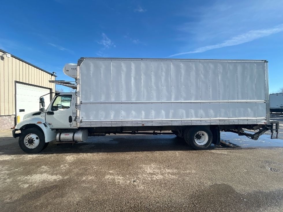 Refrigerated Truck-Light and Medium Duty Trucks-International-2020-MV607-Brooklyn Park-MN-168,618\n\t\tmiles-$ 54,000 - Image 3