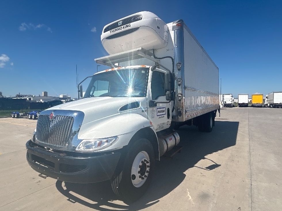 Refrigerated Truck-Light and Medium Duty Trucks-International-2020-MV607-Brooklyn Park-MN-231,814\n\t\tmiles-$ 47,250 - Image 1
