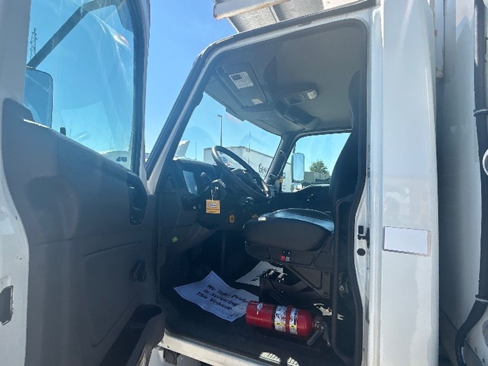 Refrigerated Truck-Light and Medium Duty Trucks-International-2020-MV607-Brooklyn Park-MN-231,814\n\t\tmiles-$ 47,250 - Image 16