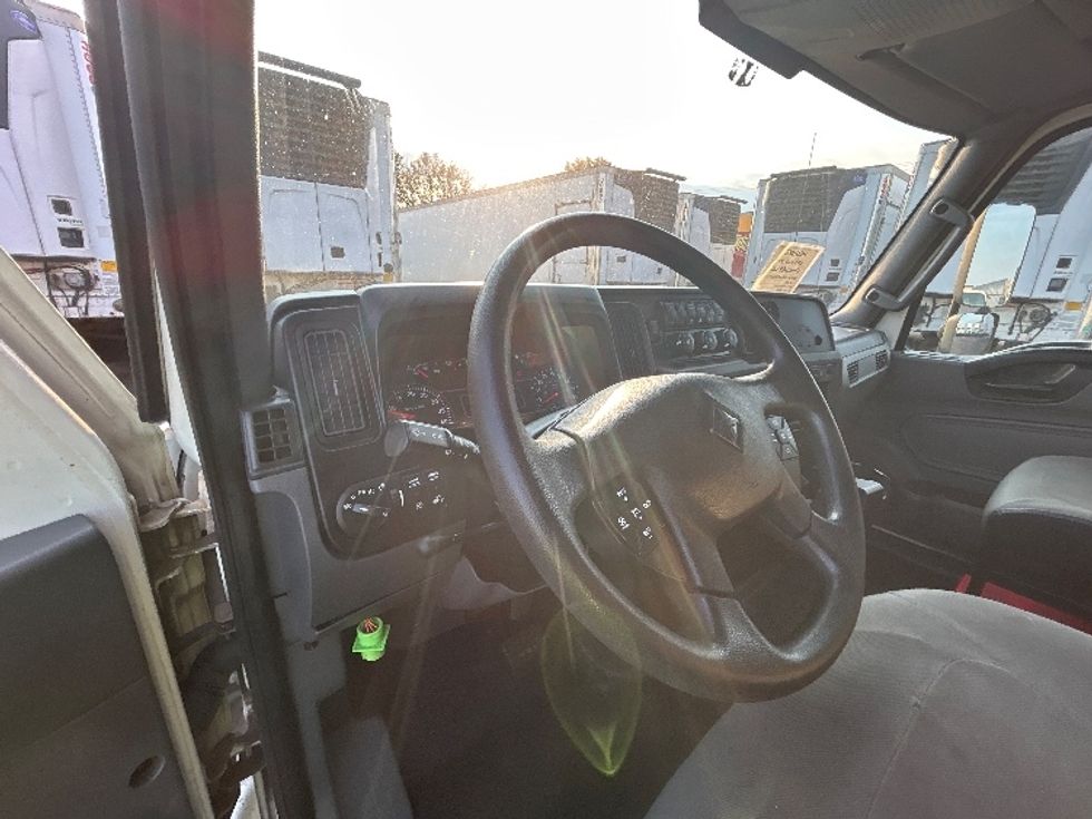 Refrigerated Truck-Light and Medium Duty Trucks-International-2020-MV607-Brooklyn Park-MN-93,646\n\t\tmiles-$ 76,500 - Image 17
