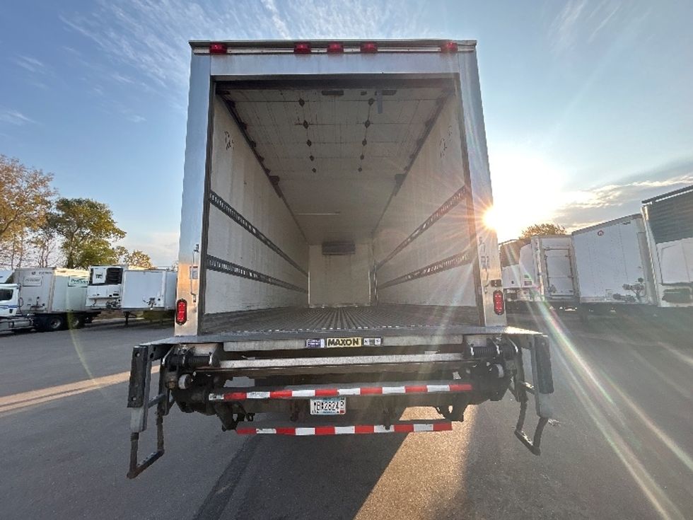 Refrigerated Truck-Light and Medium Duty Trucks-International-2020-MV607-Brooklyn Park-MN-93,646\n\t\tmiles-$ 76,500 - Image 8