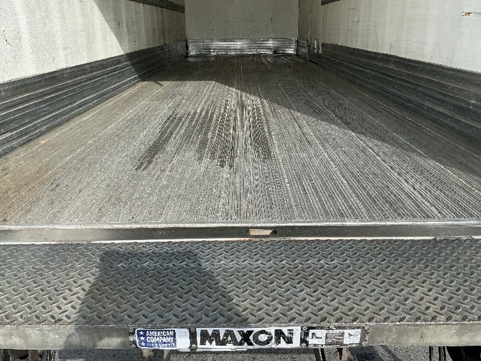 Refrigerated Truck-Light and Medium Duty Trucks-International-2020-MV607-Burlington-ON-248,789\n\t\tkm-$ 64,250 - Image 10