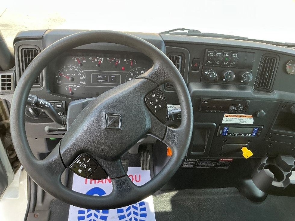 Refrigerated Truck-Light and Medium Duty Trucks-International-2020-MV607-Burlington-ON-248,789\n\t\tkm-$ 64,250 - Image 18