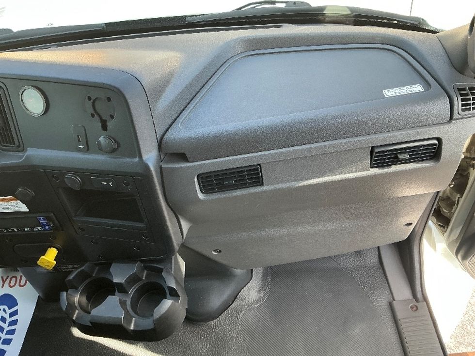 Refrigerated Truck-Light and Medium Duty Trucks-International-2020-MV607-Burlington-ON-248,789\n\t\tkm-$ 64,250 - Image 21