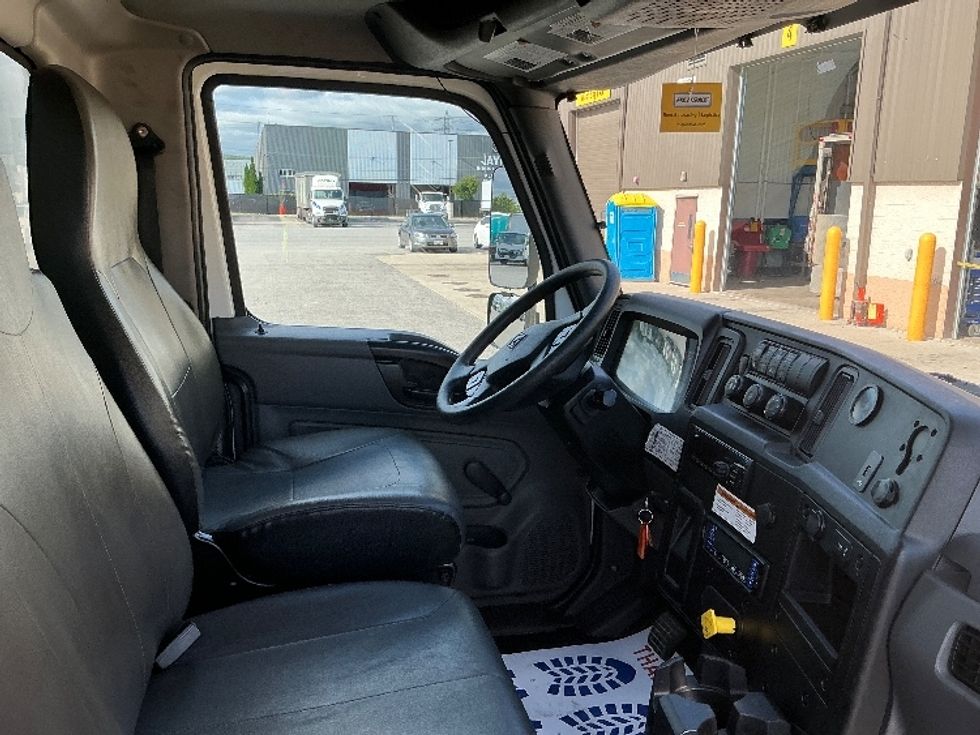 Refrigerated Truck-Light and Medium Duty Trucks-International-2020-MV607-Burlington-ON-248,789\n\t\tkm-$ 64,250 - Image 22