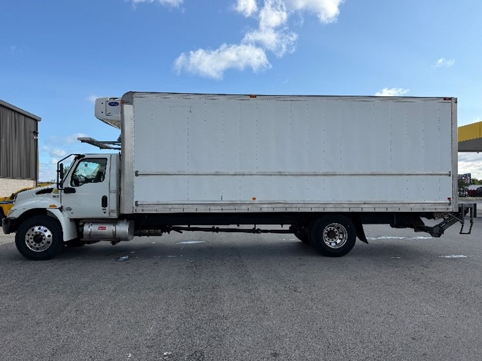 Refrigerated Truck-Light and Medium Duty Trucks-International-2020-MV607-Burlington-ON-248,789\n\t\tkm-$ 64,250 - Image 4