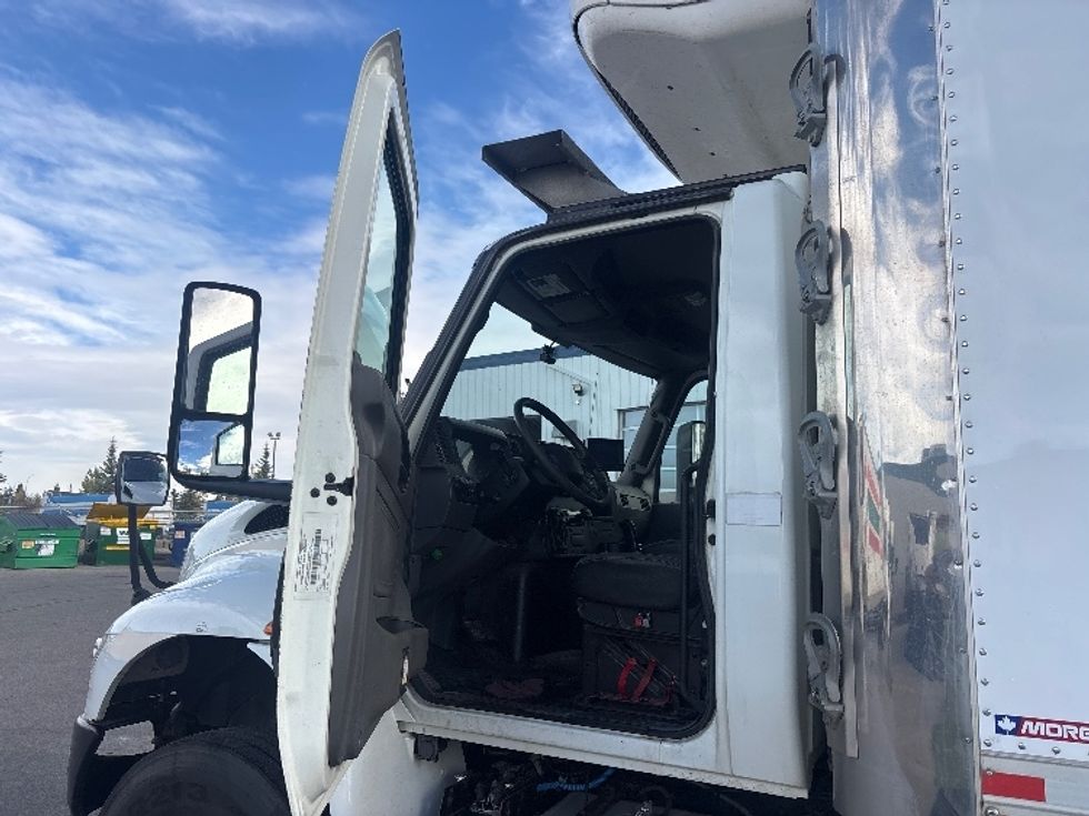 Refrigerated Truck-Light and Medium Duty Trucks-International-2020-MV607-Calgary-AB-353,539\n\t\tkm-$ 48,750 - Image 16