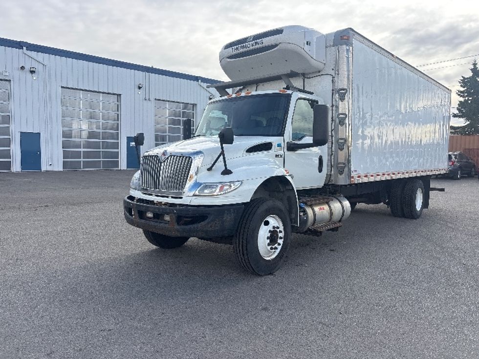 Refrigerated Truck-Light and Medium Duty Trucks-International-2020-MV607-Calgary-AB-353,539\n\t\tkm-$ 48,750 - Image 3