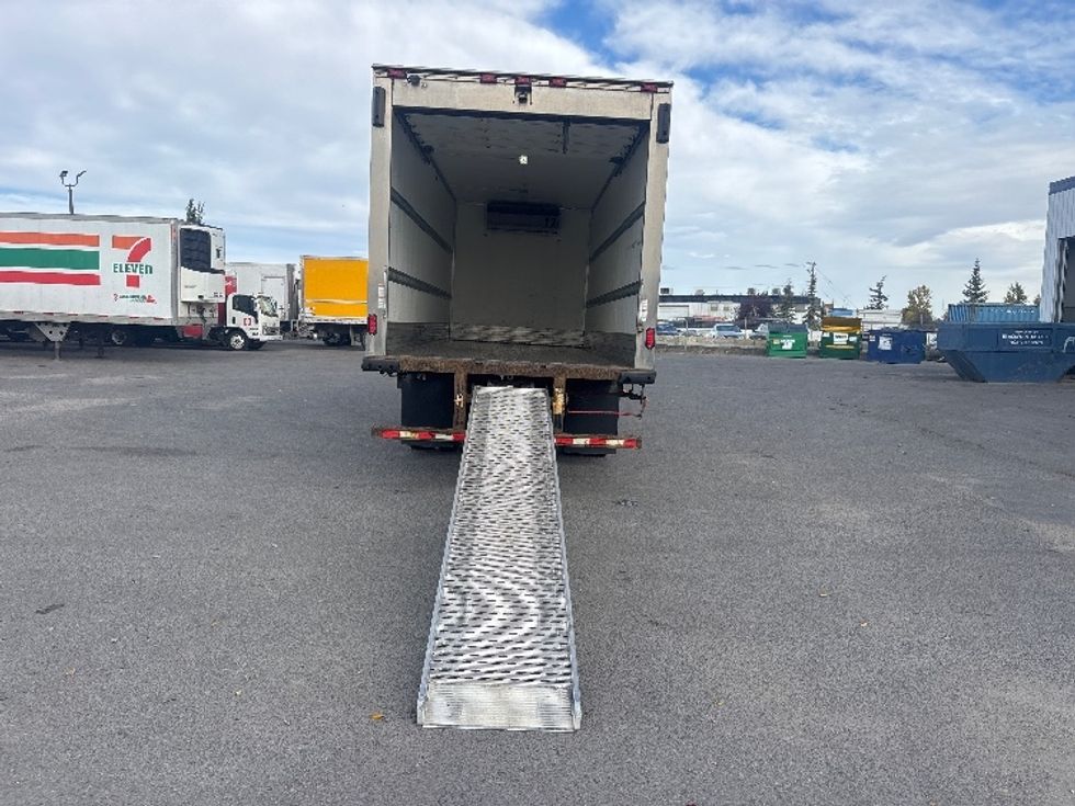 Refrigerated Truck-Light and Medium Duty Trucks-International-2020-MV607-Calgary-AB-353,539\n\t\tkm-$ 48,750 - Image 9