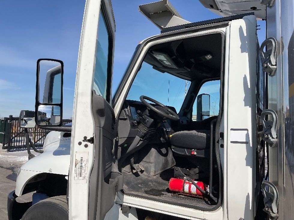 Refrigerated Truck-Light and Medium Duty Trucks-International-2020-MV607-Cambridge-ON-288,516\n\t\tkm-$ 72,250 - Image 15
