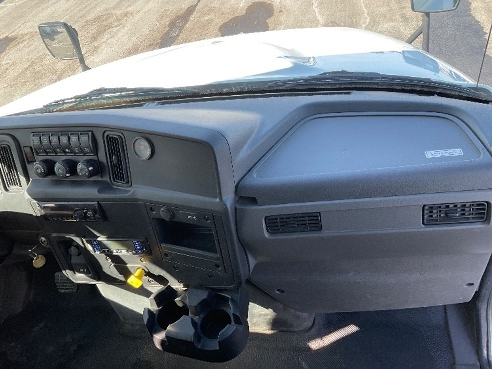 Refrigerated Truck-Light and Medium Duty Trucks-International-2020-MV607-Cambridge-ON-288,516\n\t\tkm-$ 72,250 - Image 20