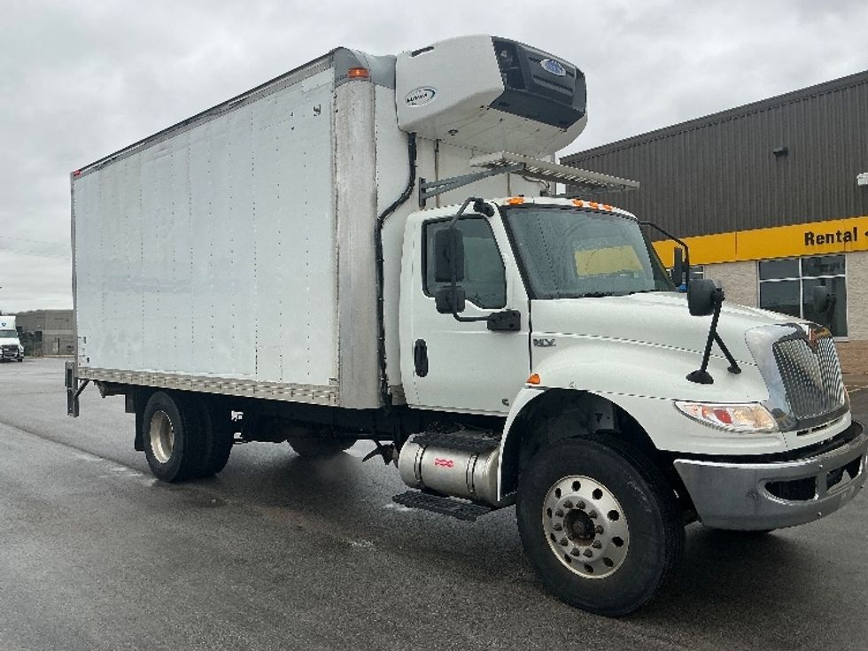 Refrigerated Truck-Light and Medium Duty Trucks-International-2020-MV607-Cambridge-ON-325,795\n\t\tkm-$ 61,000 - Image 1