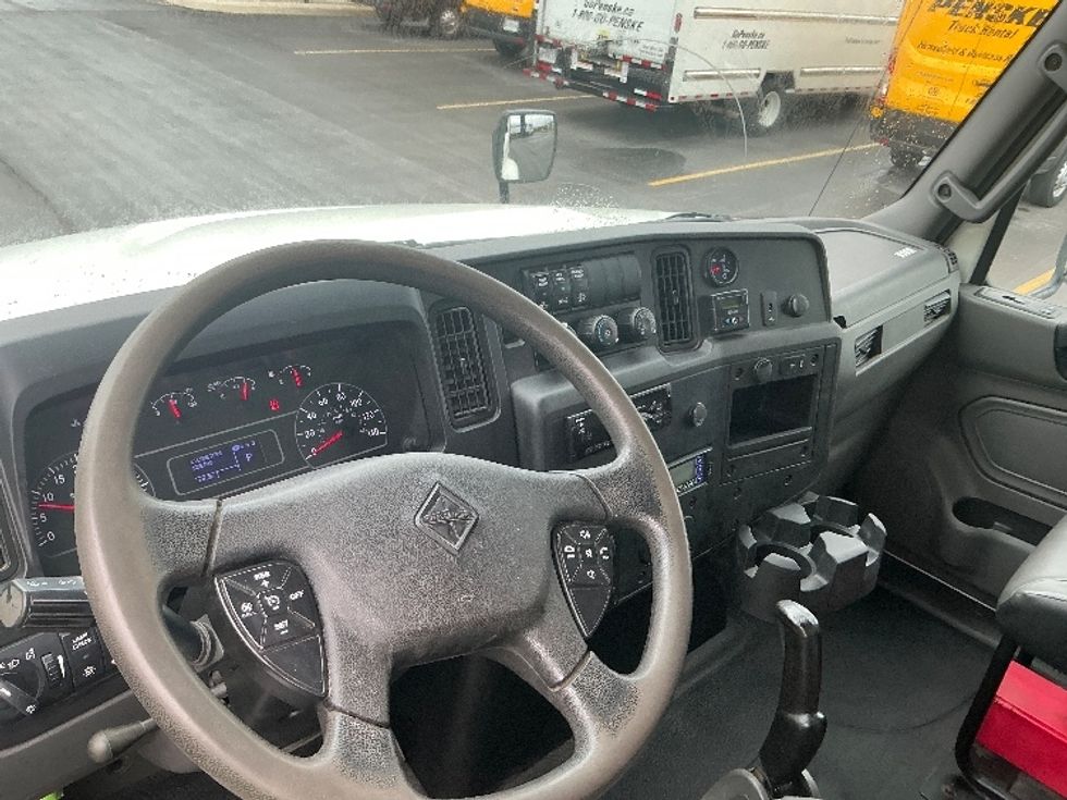 Refrigerated Truck-Light and Medium Duty Trucks-International-2020-MV607-Cambridge-ON-325,795\n\t\tkm-$ 61,000 - Image 17