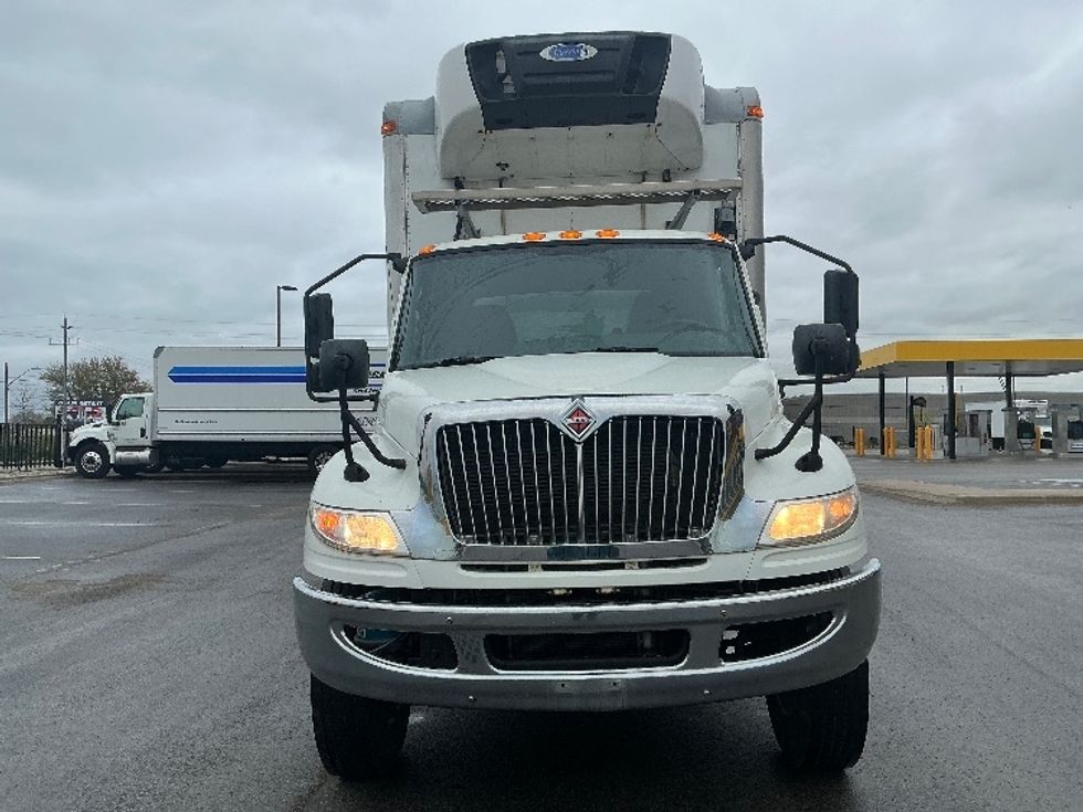 Refrigerated Truck-Light and Medium Duty Trucks-International-2020-MV607-Cambridge-ON-325,795\n\t\tkm-$ 61,000 - Image 2