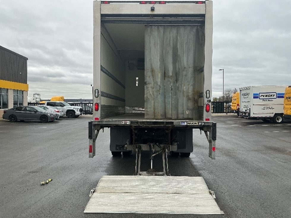 Refrigerated Truck-Light and Medium Duty Trucks-International-2020-MV607-Cambridge-ON-325,795\n\t\tkm-$ 61,000 - Image 9