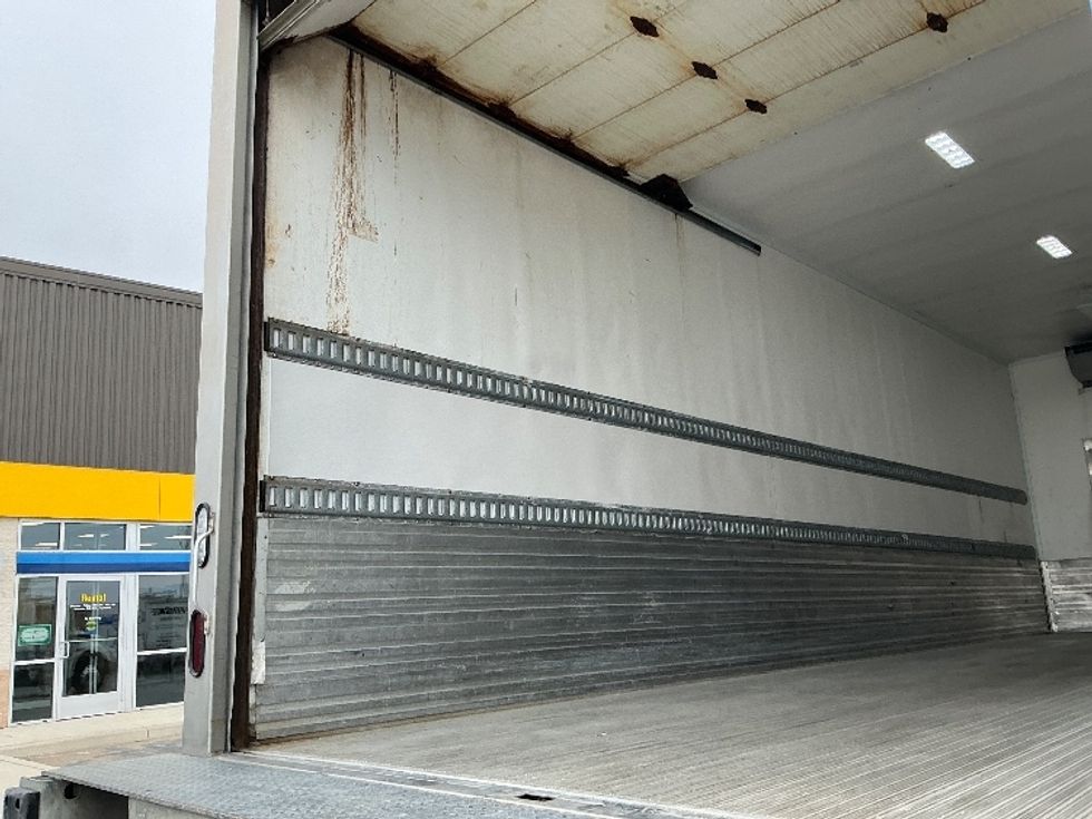 Refrigerated Truck-Light and Medium Duty Trucks-International-2020-MV607-Cambridge-ON-493,292\n\t\tkm-$ 33,000 - Image 10