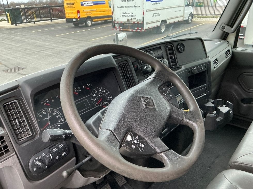 Refrigerated Truck-Light and Medium Duty Trucks-International-2020-MV607-Cambridge-ON-493,292\n\t\tkm-$ 33,000 - Image 16