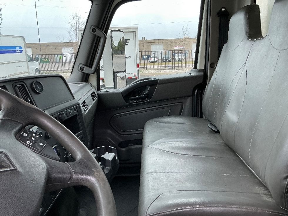 Refrigerated Truck-Light and Medium Duty Trucks-International-2020-MV607-Cambridge-ON-493,292\n\t\tkm-$ 33,000 - Image 18