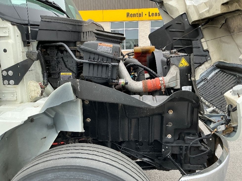 Refrigerated Truck-Light and Medium Duty Trucks-International-2020-MV607-Cambridge-ON-493,292\n\t\tkm-$ 33,000 - Image 22