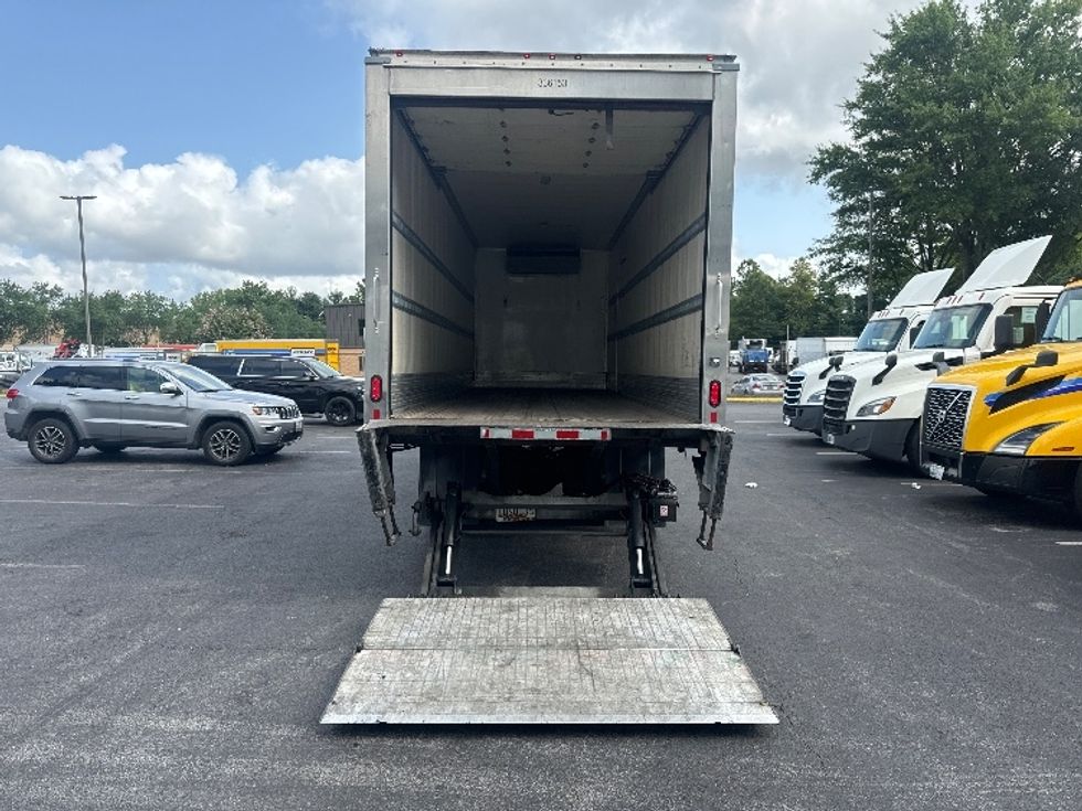 Refrigerated Truck-Light and Medium Duty Trucks-International-2020-MV607-Capitol Heights-MD-139,335\n\t\tmiles-$ 59,500 - Image 9