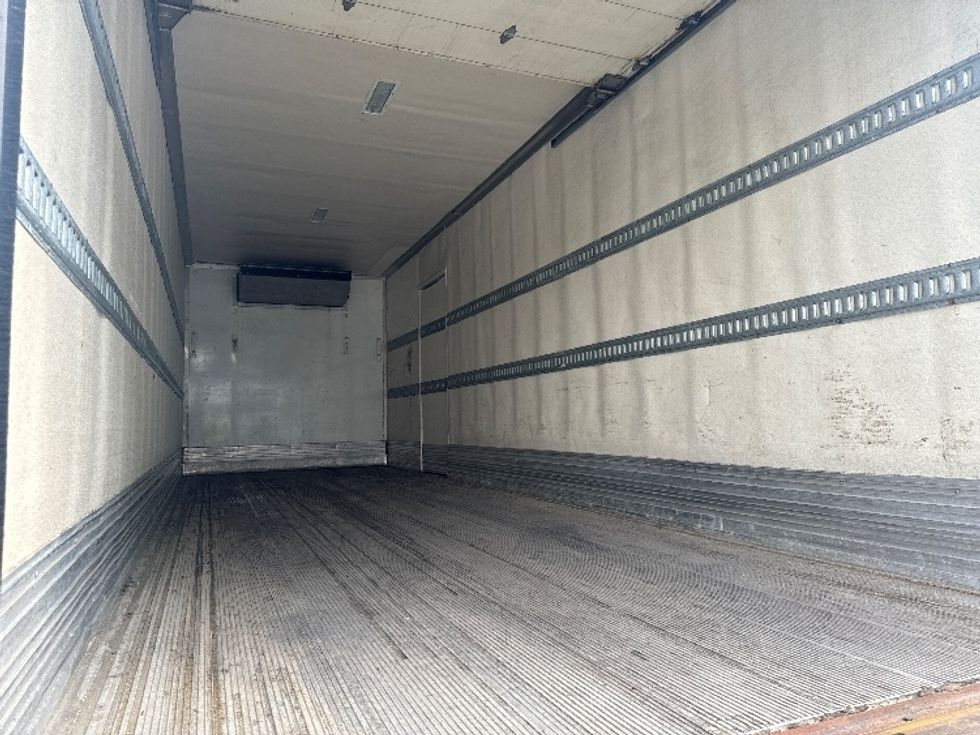 Refrigerated Truck-Light and Medium Duty Trucks-International-2020-MV607-Capitol Heights-MD-139,335\n\t\tmiles-$ 59,500 - Image 12