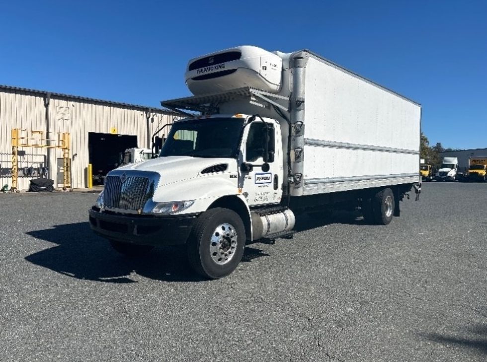 Refrigerated Truck-Light and Medium Duty Trucks-International-2020-MV607-Capitol Heights-MD-141,916\n\t\tmiles-$ 57,000 - Image 3