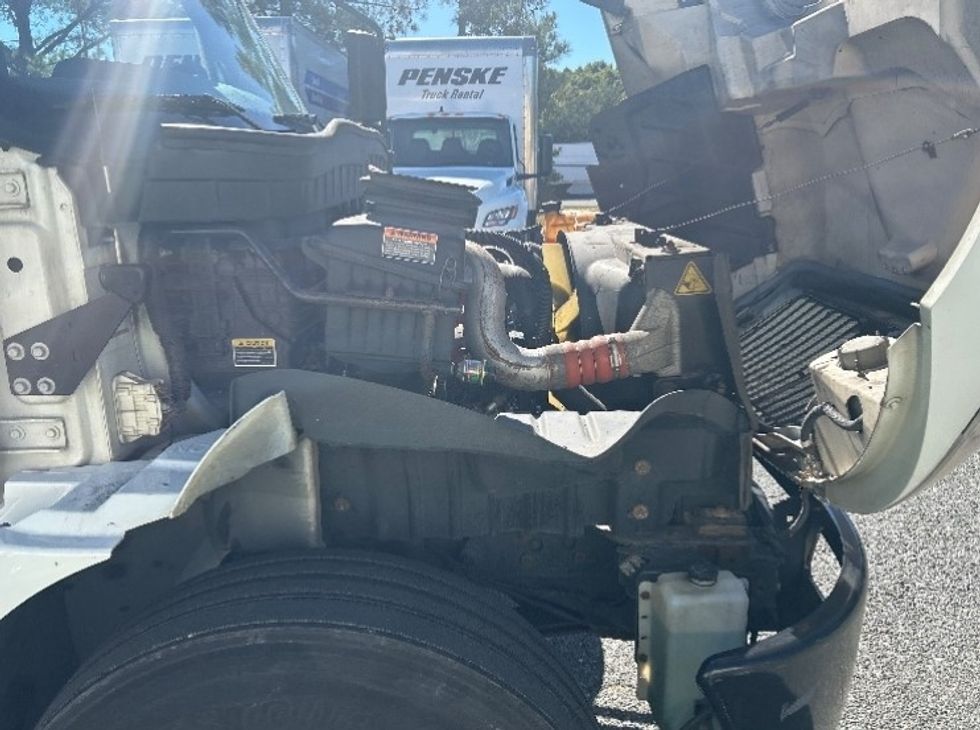 Refrigerated Truck-Light and Medium Duty Trucks-International-2020-MV607-Capitol Heights-MD-141,916\n\t\tmiles-$ 57,000 - Image 19