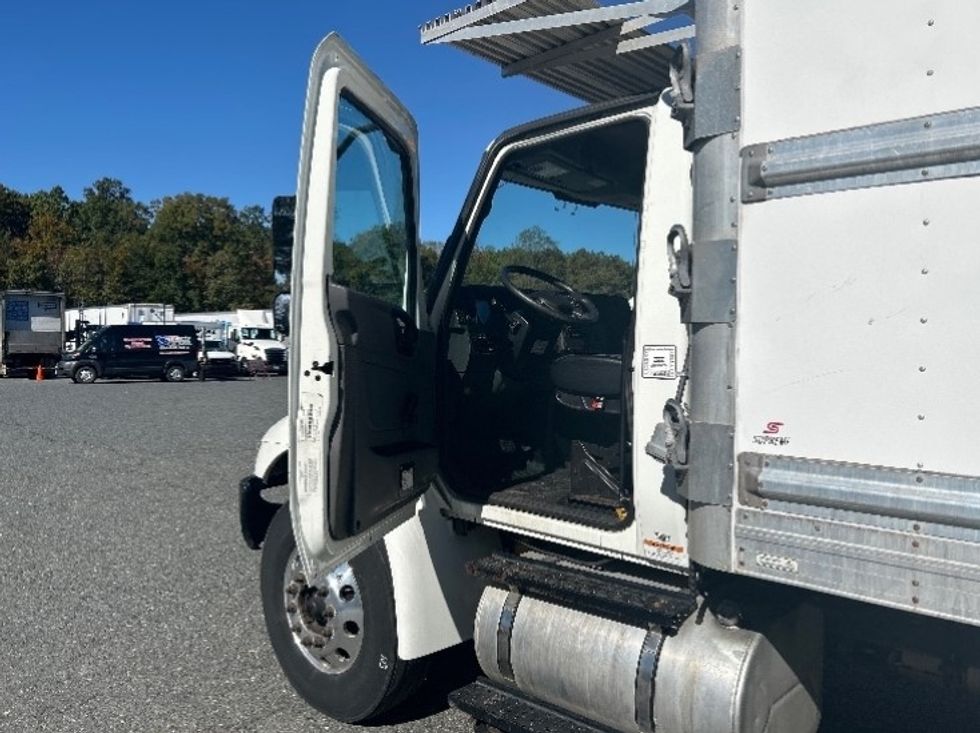 Refrigerated Truck-Light and Medium Duty Trucks-International-2020-MV607-Capitol Heights-MD-141,916\n\t\tmiles-$ 57,000 - Image 14