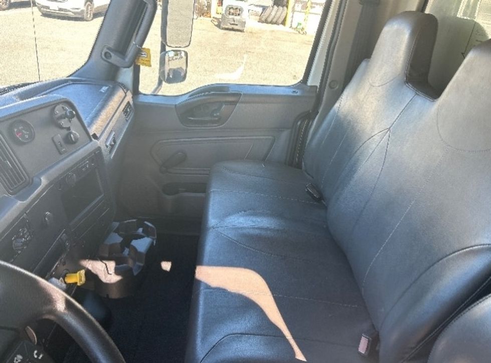 Refrigerated Truck-Light and Medium Duty Trucks-International-2020-MV607-Capitol Heights-MD-141,916\n\t\tmiles-$ 57,000 - Image 16