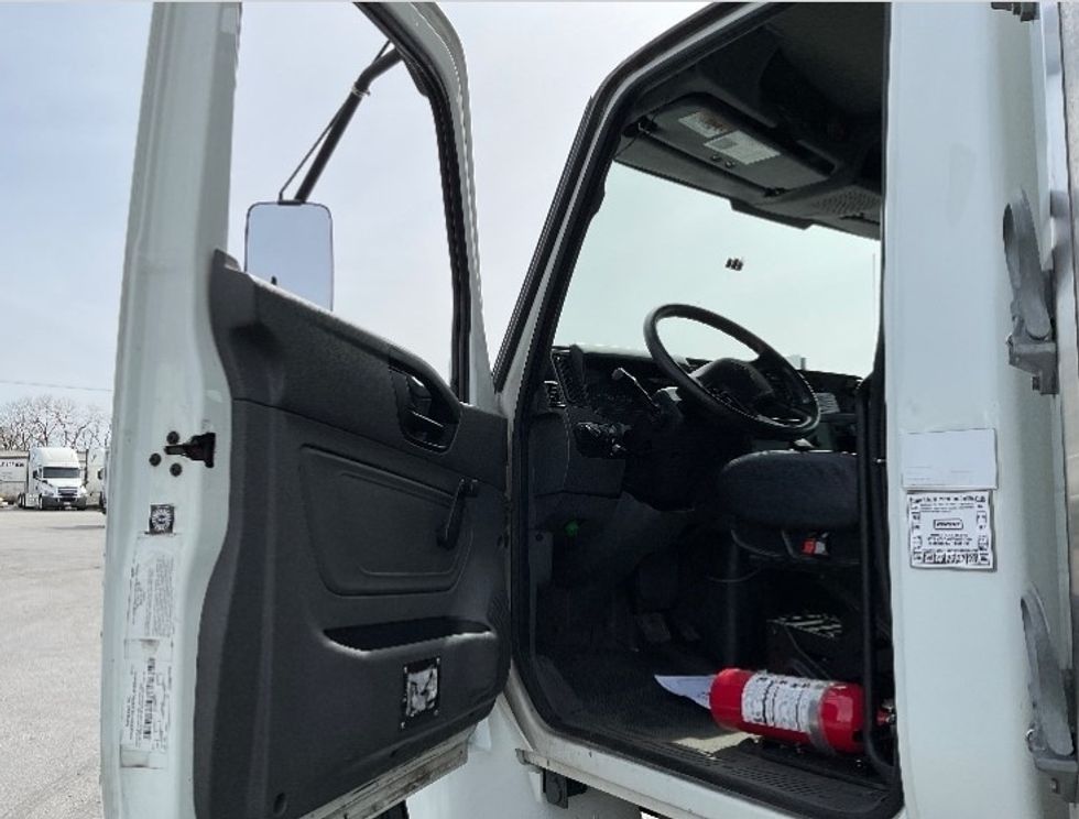 Refrigerated Truck-Light and Medium Duty Trucks-International-2020-MV607-Capitol Heights-MD-170,861\n\t\tmiles-$ 53,250 - Image 11